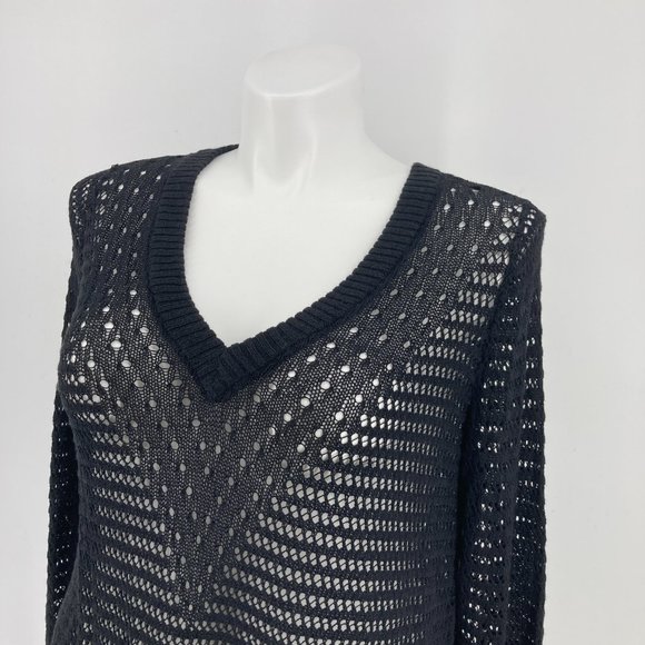 New Torrid Sweater Black Open Stitch Pointelle V Neck Crop Pullover Size 2 - Picture 2 of 7